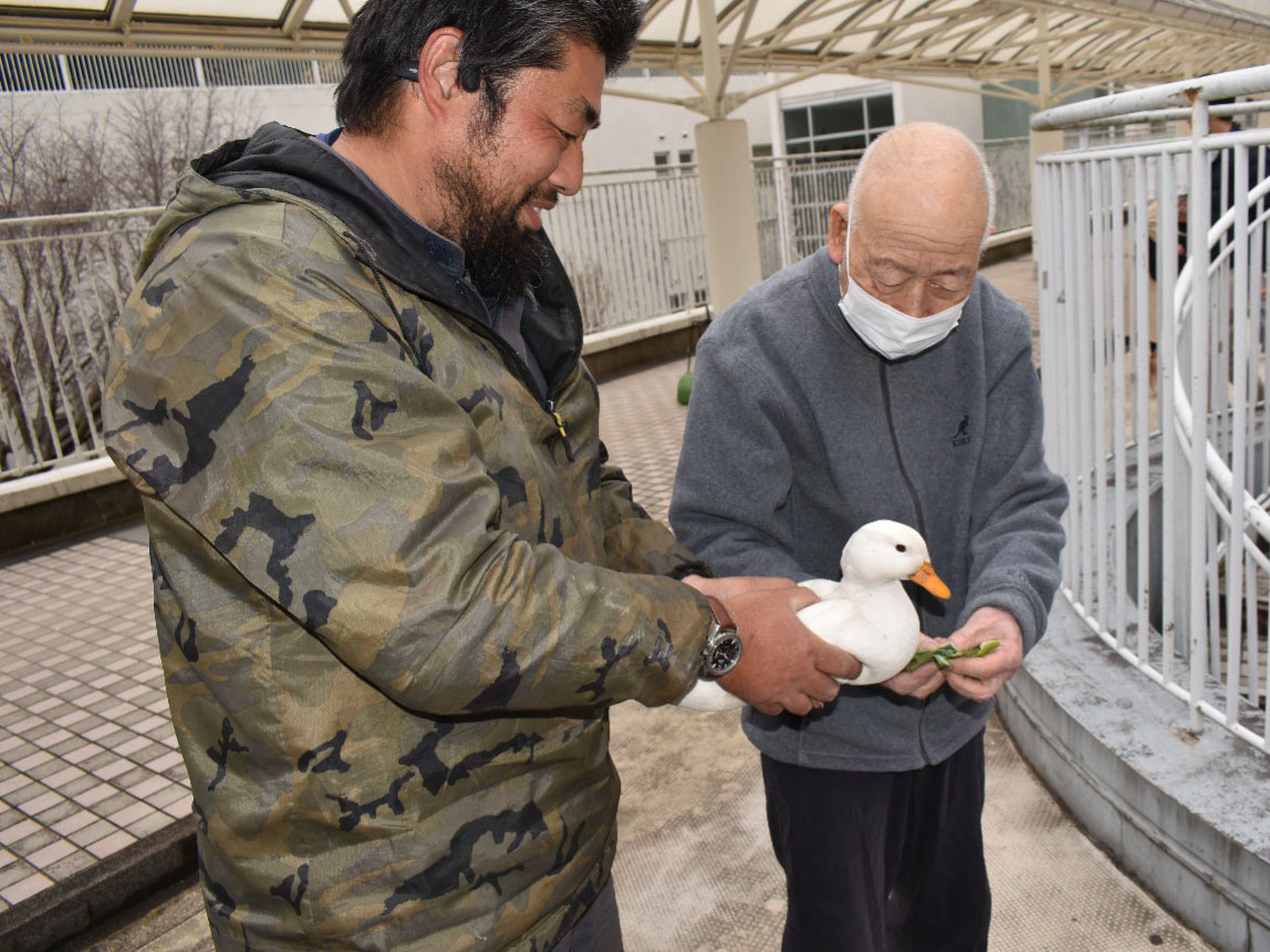 「ふれあい動物園」を開催しました。6